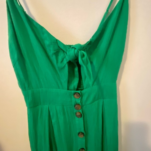 Green Summer Dress - Picture 3 of 5
